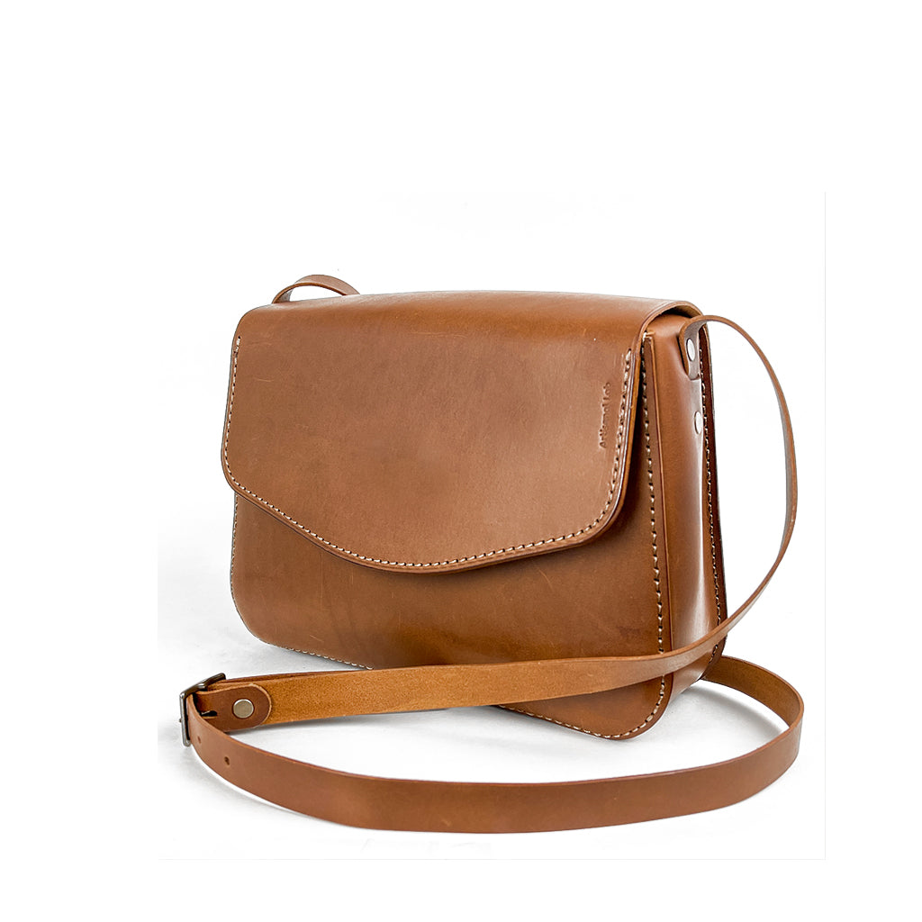 Handmade leather bags and purses | Artisanal lab