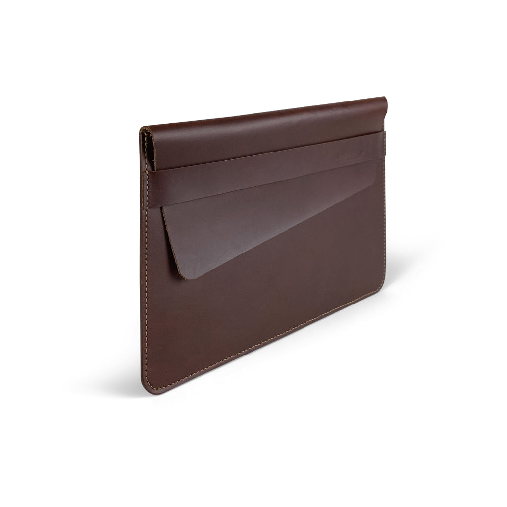 Leather laptop cases and sleeves