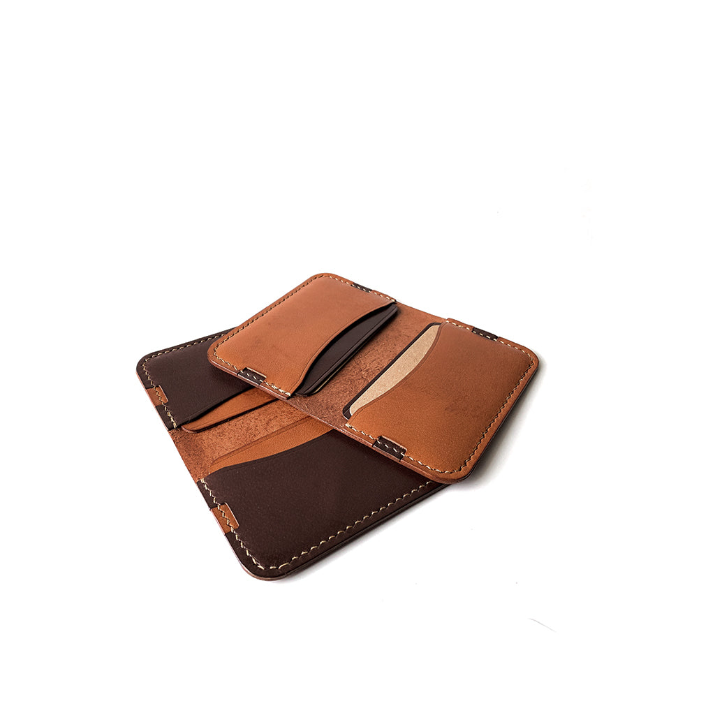 Leather minimalist card holder - brown and tan