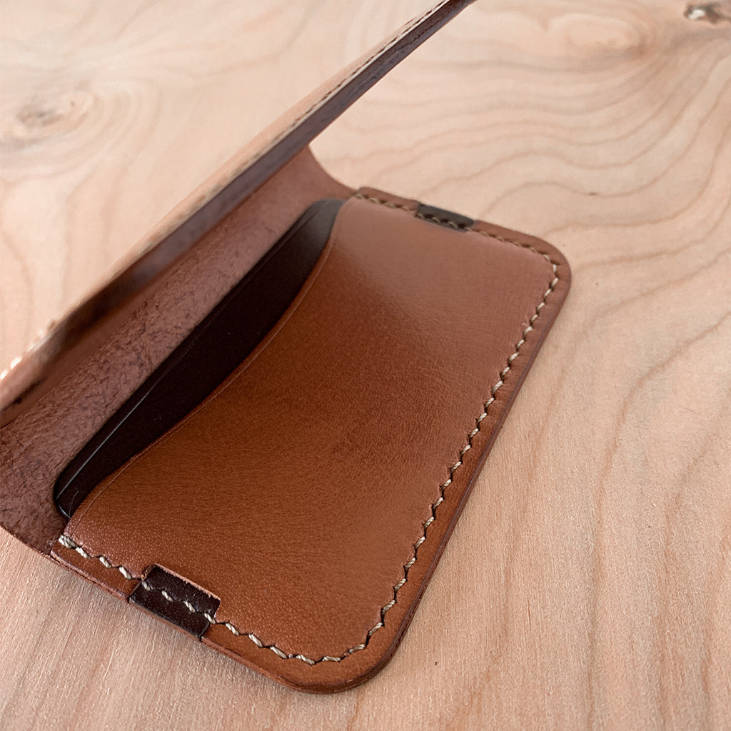 Leather minimalist card wallet- tan