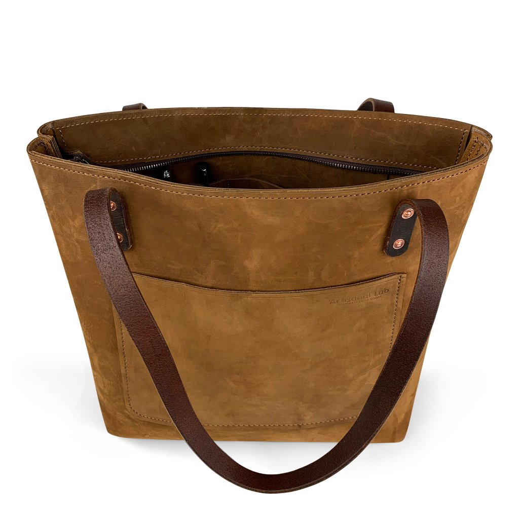 Handmade Leather Shoulder bag with zipper closure | Nubuck 02