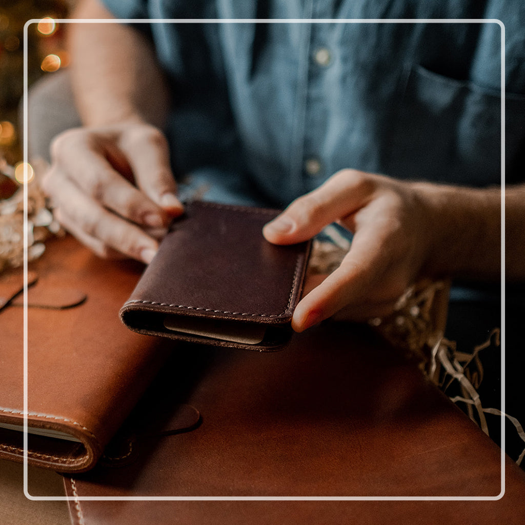 minimalist front pocket wallet | Brown